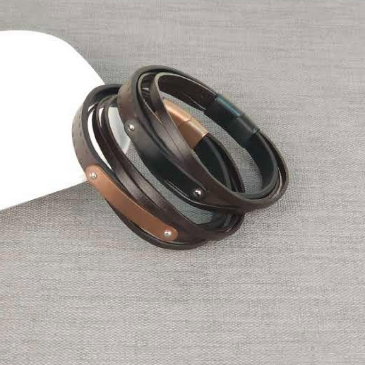 Brown Multistand Name Band