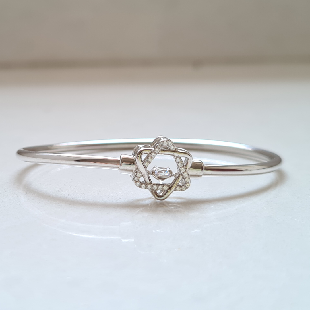 Dancing Diamonds Kada Bracelet