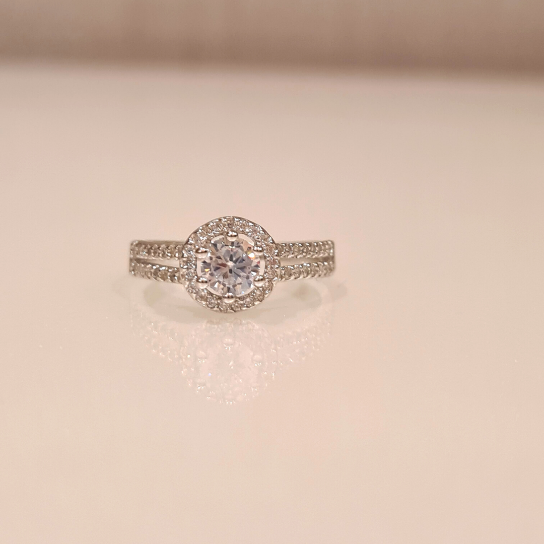 The V Halo of Light Ring