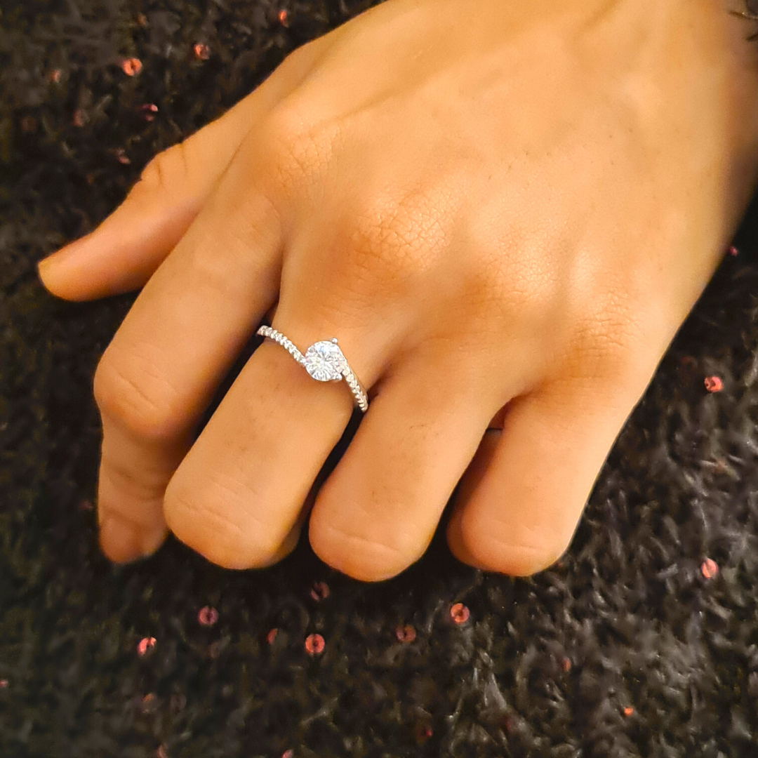 The Round Silver Wave Ring