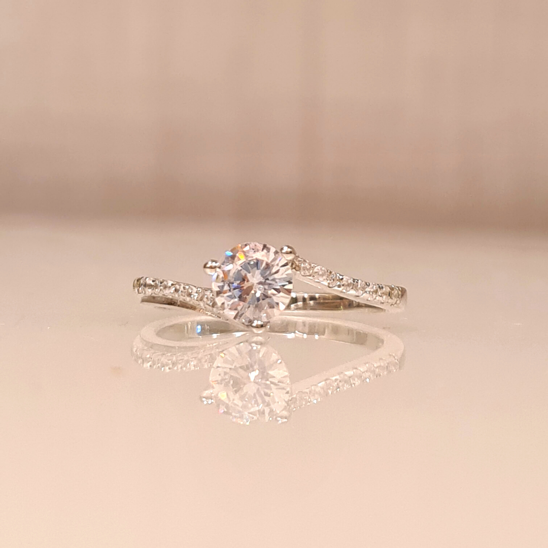 The Round Silver Wave Ring