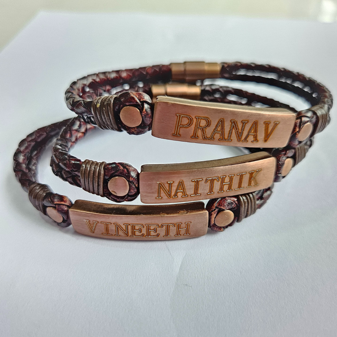 Brown Multistand Name Band