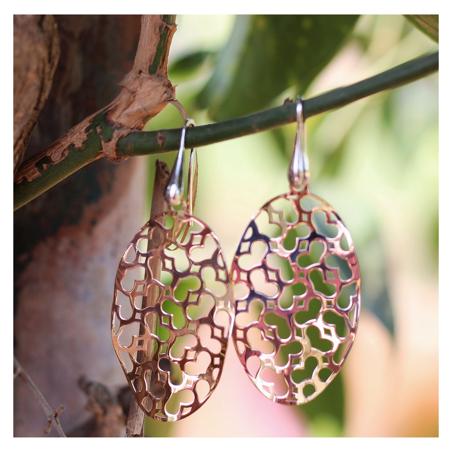 Oval Netted with Hearts Earrings