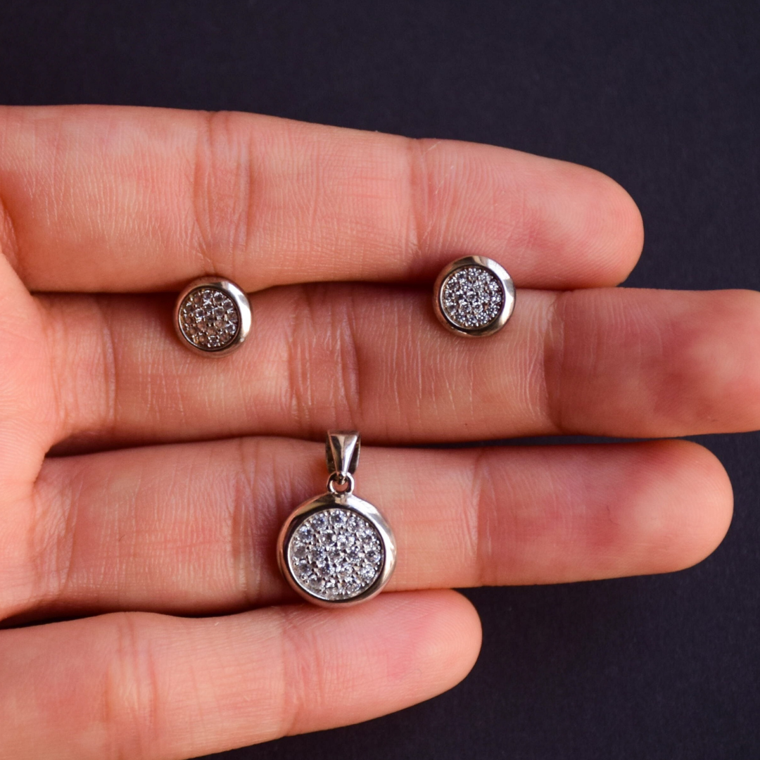 Studded Round Pendant Earrings Set