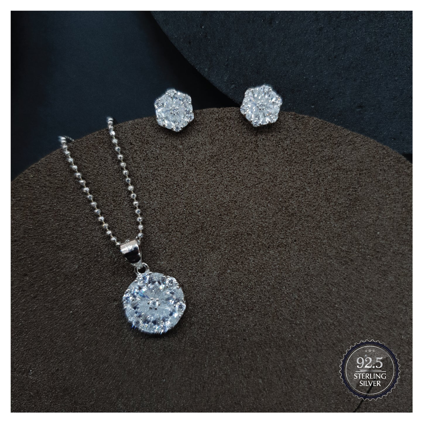 Cluster Round Pendant Earrings Set